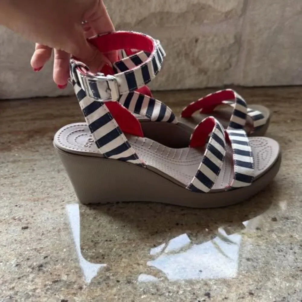 Crocs Leigh II Striped Wedge Sandals Size 10